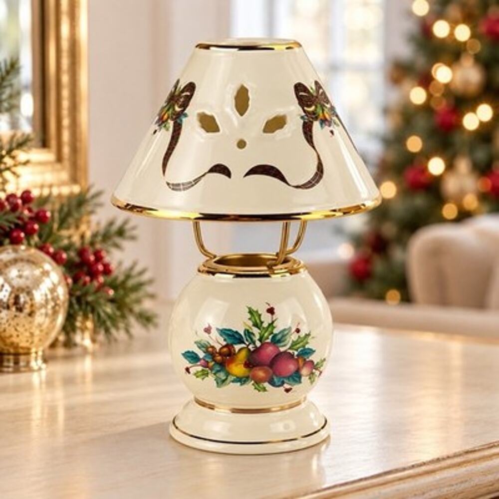 Lenox Holiday Tartan Candle Lamp Porcelain 24K Gold Christmas 8” Tea Light